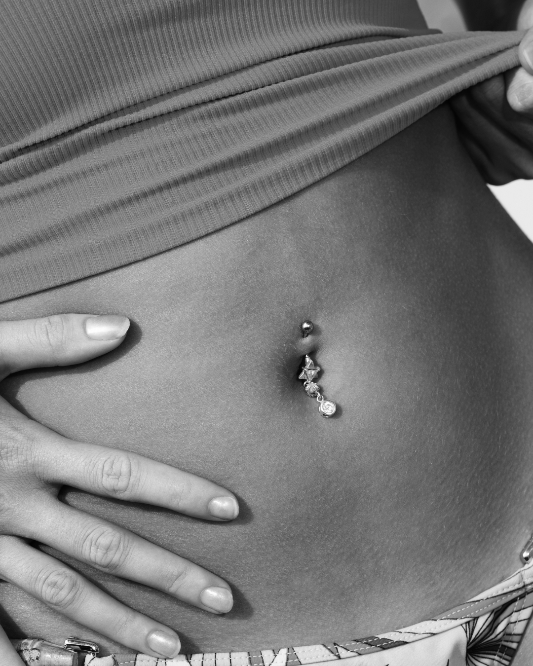 Bauchnabelpiercing